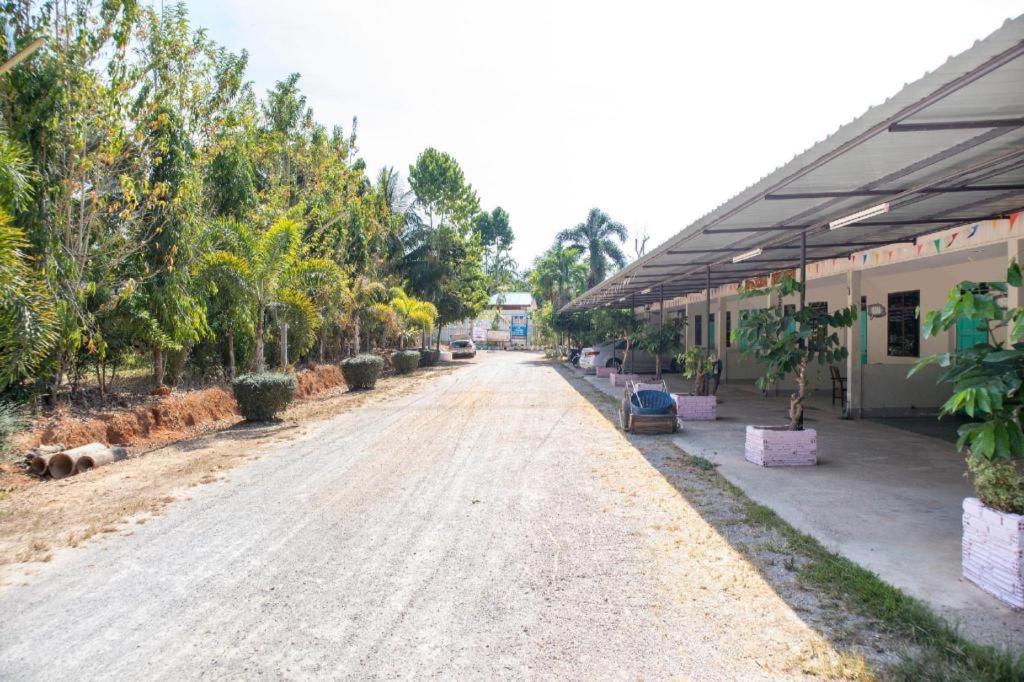 Oyo 627 Sai Thai Garden Home Travel Ао Нанг Экстерьер фото